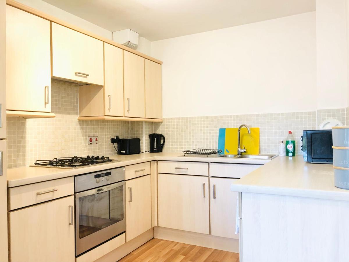 Modern Spacious Retreat Full Fibre Wi-Fi & Free Parking Эдинбург Экстерьер фото