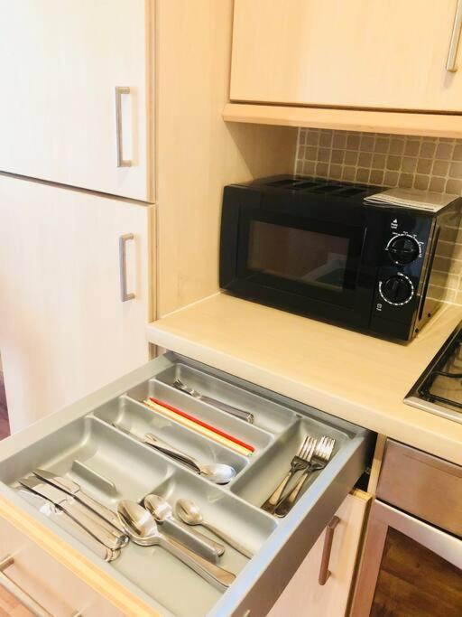 Modern Spacious Retreat Full Fibre Wi-Fi & Free Parking Эдинбург Экстерьер фото